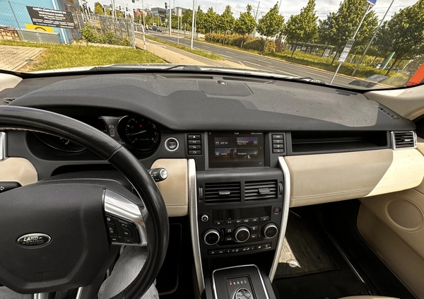 Land Rover Discovery Sport cena 105000 przebieg: 67000, rok produkcji 2016 z Pszów małe 92